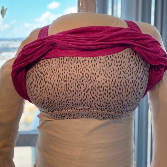 Lululemon Tank top with built in bra. - Picture 3 of 5